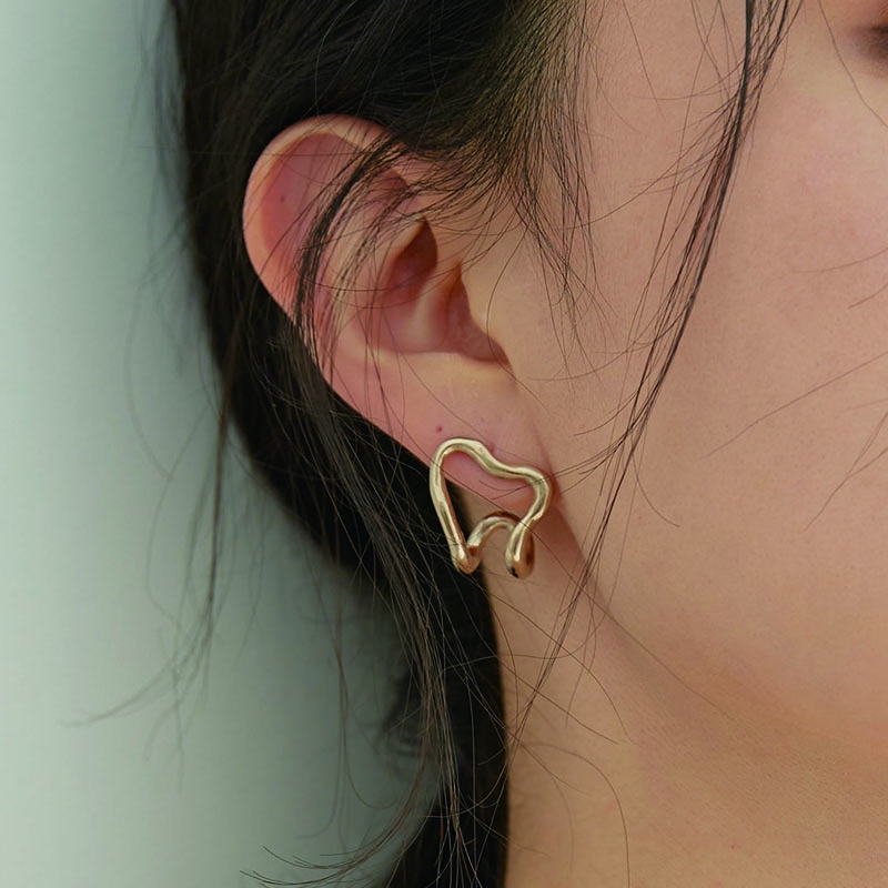 Connection Curve Earring (Silver, Gold)